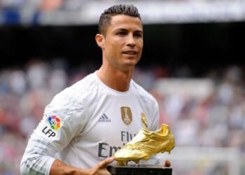 Professional Footballers with the Potential to Become Freestyle Skillers